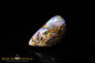 Preview: Jundah opalisiertes Holz Boulder Opal - 6,8ct