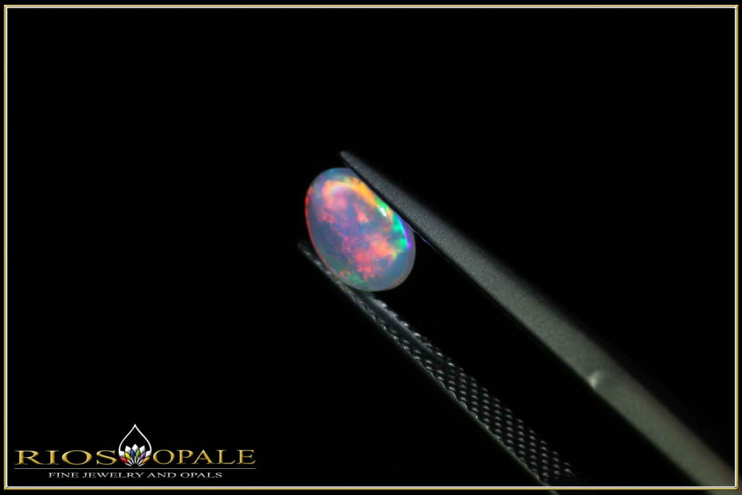 Weißer Opal aus dem West Side Feld in White Cliffs mit 0,40ct