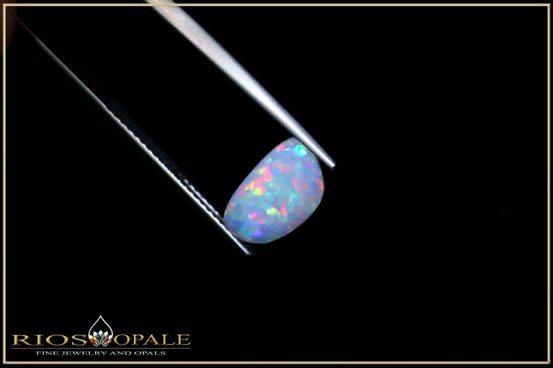 Weißer Opal aus dem West Side Feld in White Cliffs mit 1,55ct