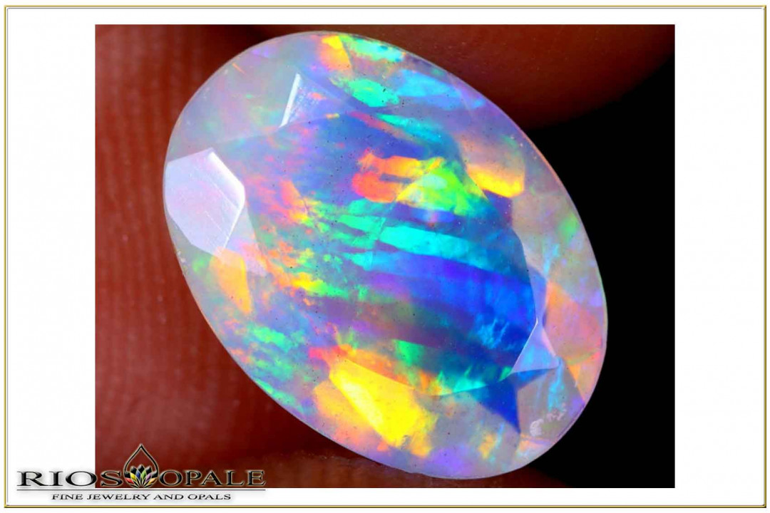 Welo Opal facettiert im Ovalschliff - 2,55ct