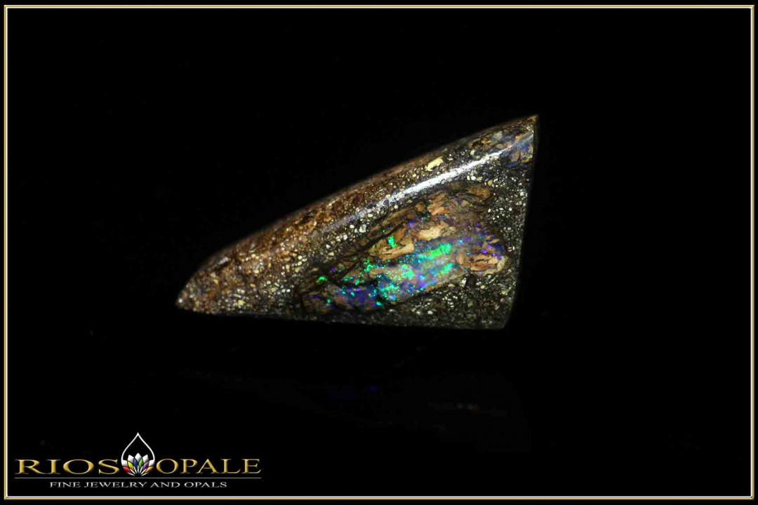 Winton opalisiertes Holz Boulder Opal - 9,21ct