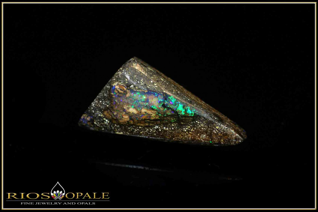 Winton opalisiertes Holz Boulder Opal - 9,21ct