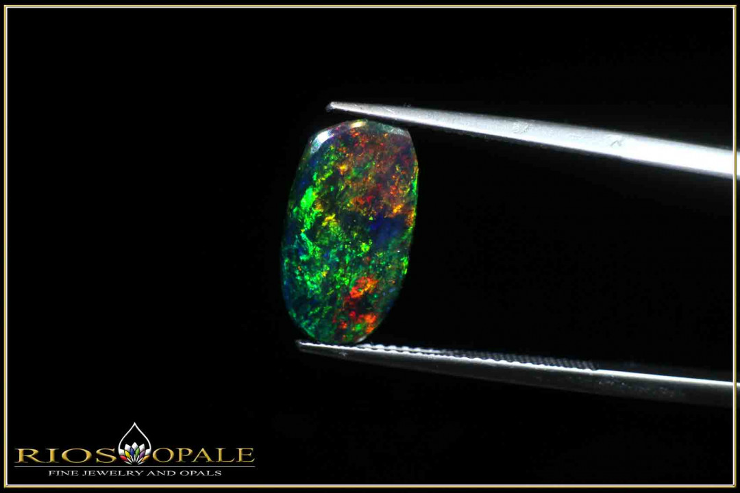 Welo Opal smoked und facettiert im "Rose Cut"  - 1,56ct