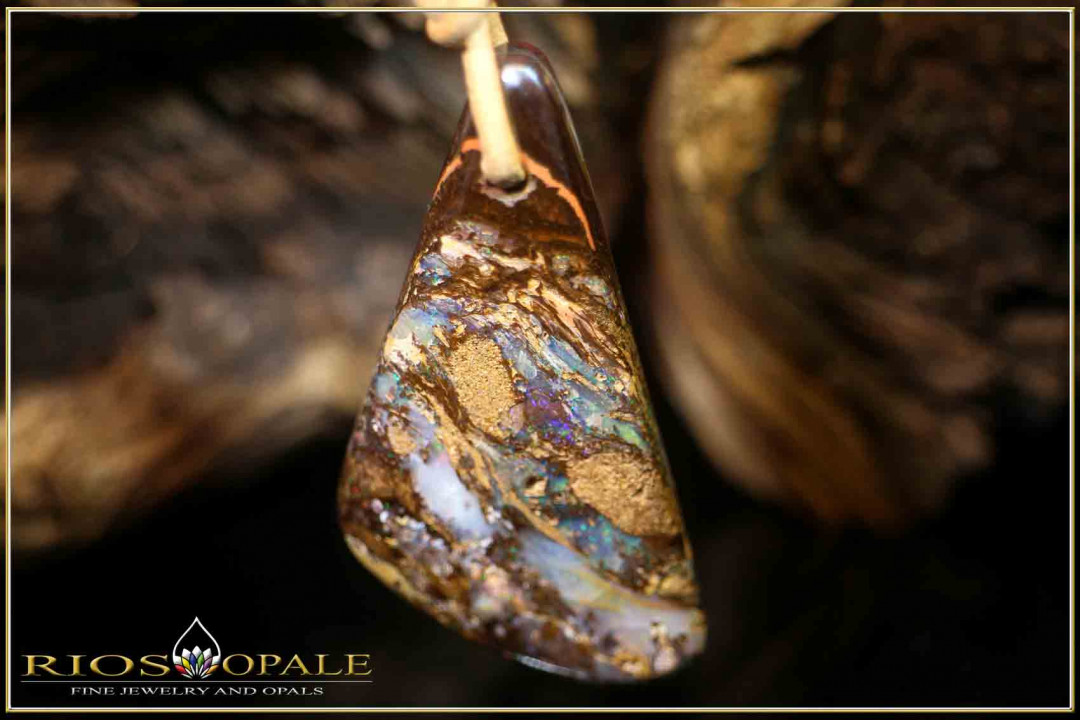 Yowah opalisiertes Holz Boulder Opal Anhänger - 27,22