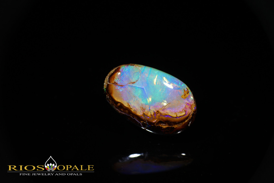 Seltenes pastellfärbiges Yowah Boulder Opal-Herz mit 20,40ct
