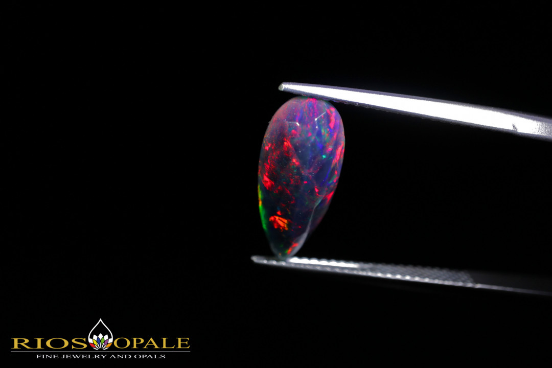 Welo multicolor Opal smoked facettiert im Tropfenschliff - 1,89ct