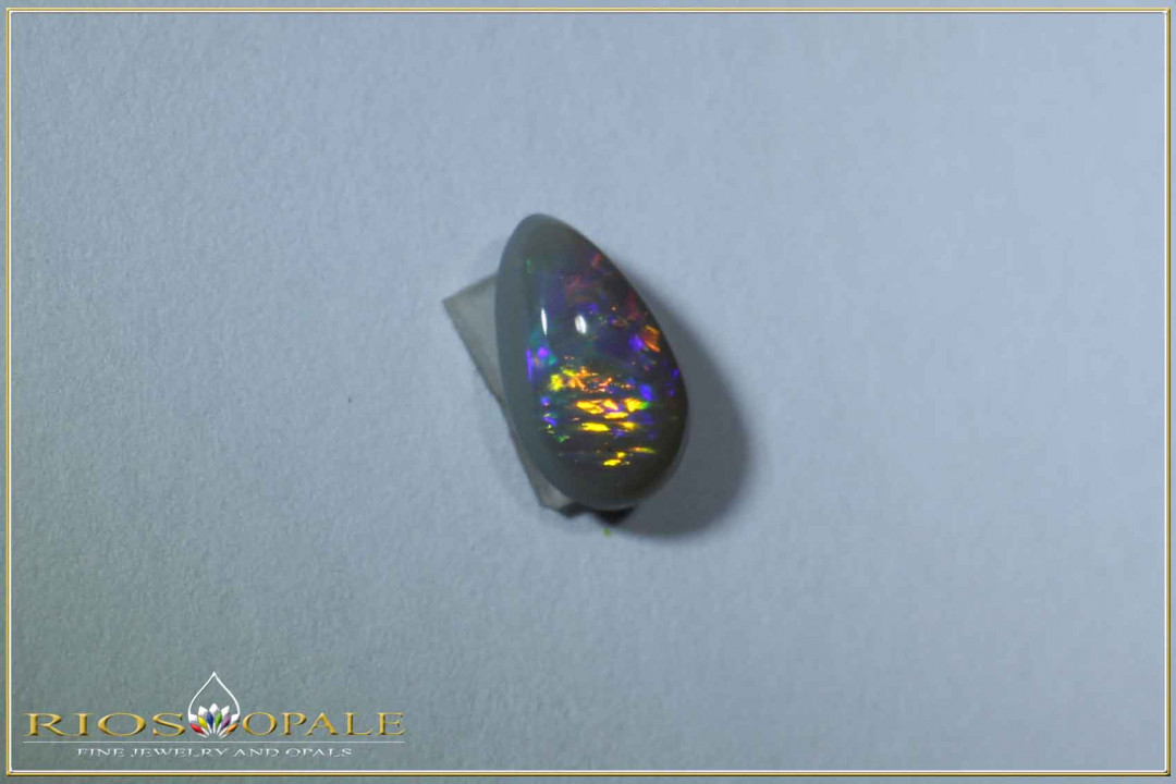 Lightning Ridge Kristall Opal - N8 Body Tone - Brillanz B6 - 0,48ct