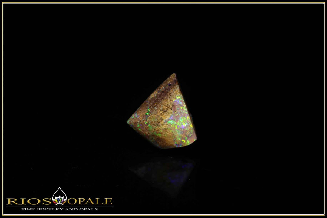 Jundah opalisiertes Holz Boulder Opal 2,73ct