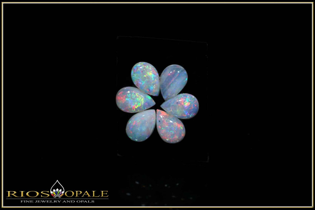 6 Stück bunte Coober Pedy Vollopal Cabochon Tropfen - kalibriert - 1,55ct