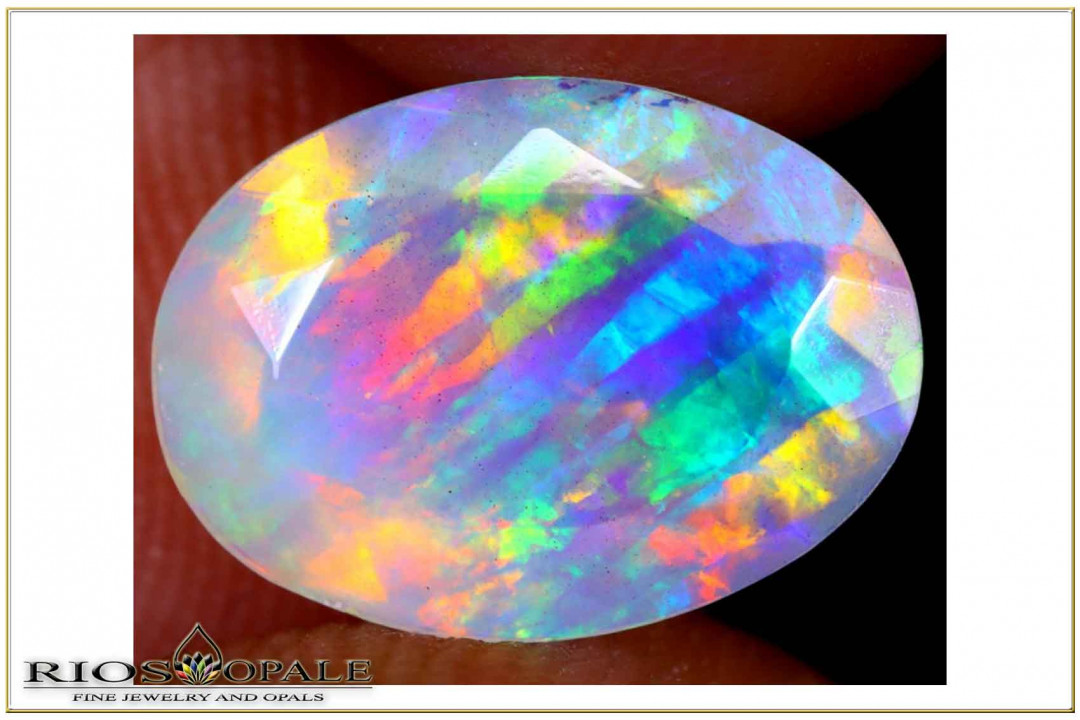 Welo Opal facettiert im Ovalschliff - 2,55ct