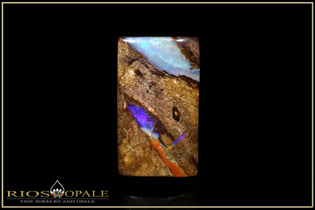 Jundah opalized wood pipe boulder opal - 28,50ct