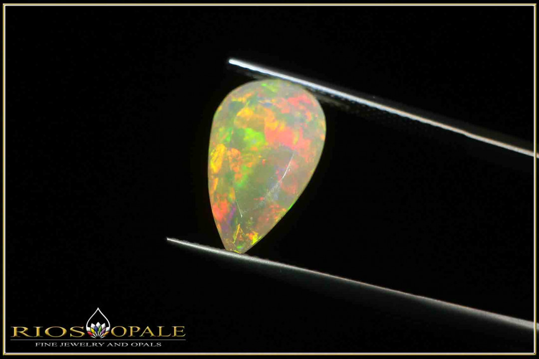 Welo Opal facettiert im Tropfenschliff  - 2,79ct